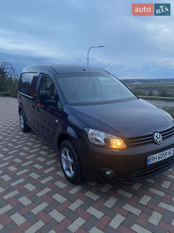 Грузовой фургон Volkswagen Caddy 2011 в Одессе