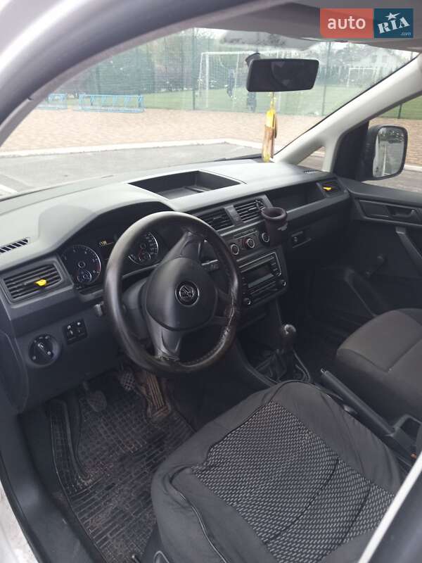 Минивэн Volkswagen Caddy 2016 в Иванове