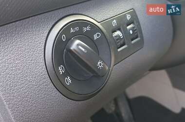 Минивэн Volkswagen Caddy 2009 в 
