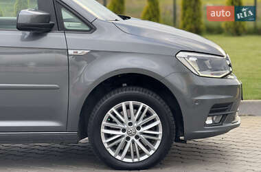 Минивэн Volkswagen Caddy 2018 в 