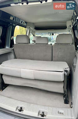 Мінівен Volkswagen Caddy 2005 в 