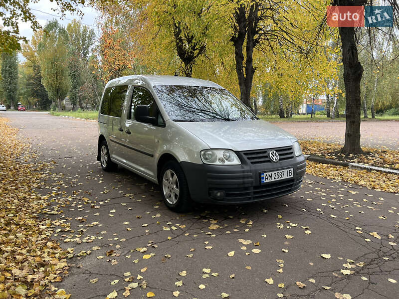 Минивэн Volkswagen Caddy 2005 в Житомире