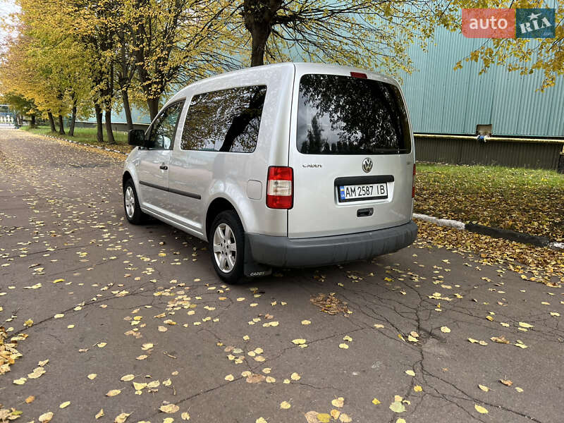 Минивэн Volkswagen Caddy 2005 в Житомире
