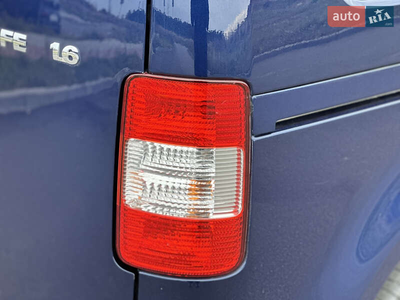 Минивэн Volkswagen Caddy 2008 в Виннице