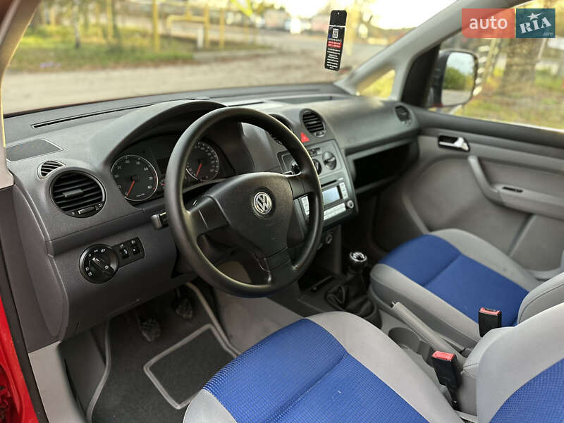 Минивэн Volkswagen Caddy 2006 в Виннице