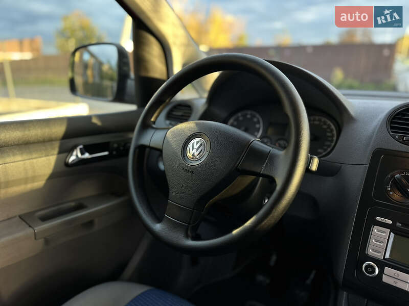 Минивэн Volkswagen Caddy 2006 в Виннице