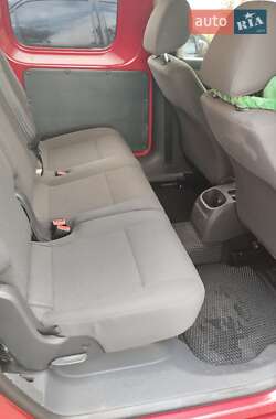 Минивэн Volkswagen Caddy 2014 в 