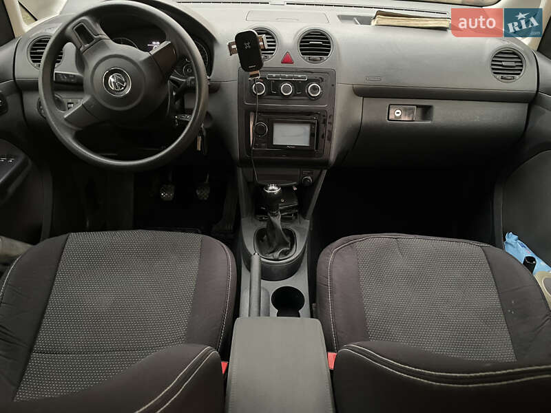 Минивэн Volkswagen Caddy 2011 в Шумске фото 8 Минивэн Volkswagen Caddy 2011 в Шумске