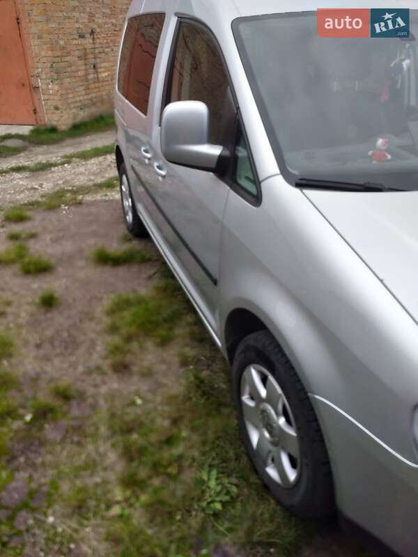 Минивэн Volkswagen Caddy 2009 в Житомире