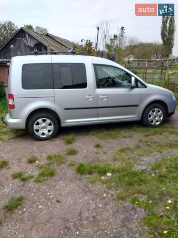 Минивэн Volkswagen Caddy 2009 в Житомире