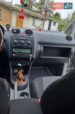 Минивэн Volkswagen Caddy 2009 в 