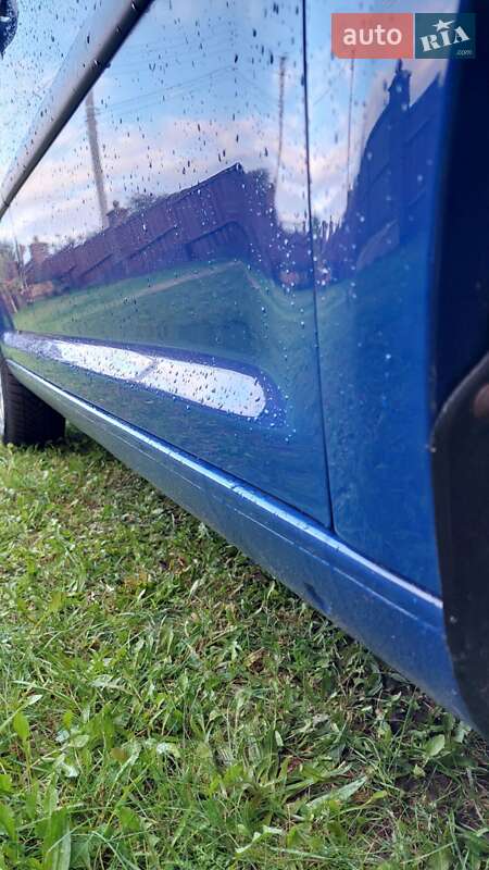 Минивэн Volkswagen Caddy 2005 в Ровно фото 16 Минивэн Volkswagen Caddy 2005 в Ровно