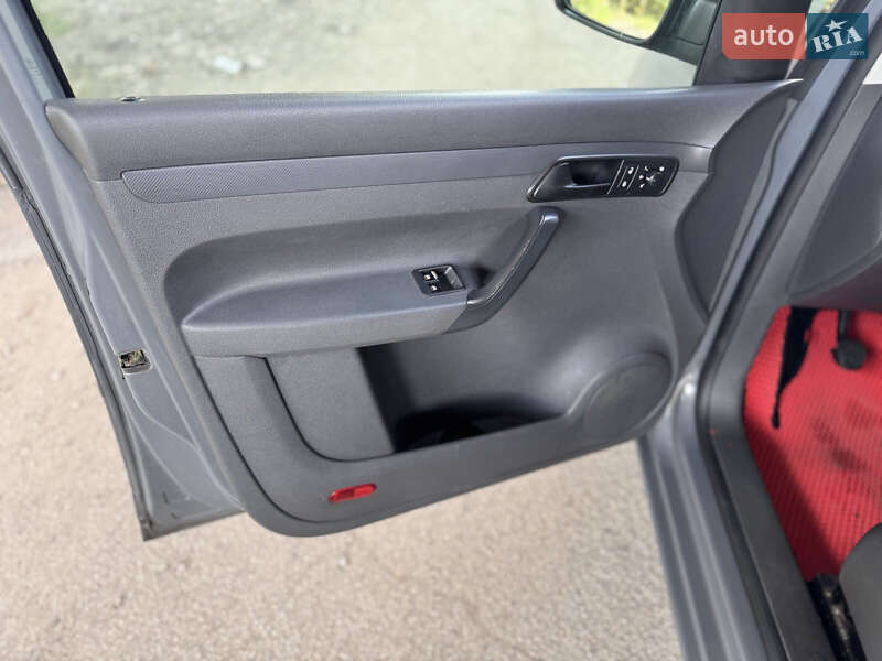 Мінівен Volkswagen Caddy 2012 в Тернополі фото 11 Мінівен Volkswagen Caddy 2012 в Тернополі