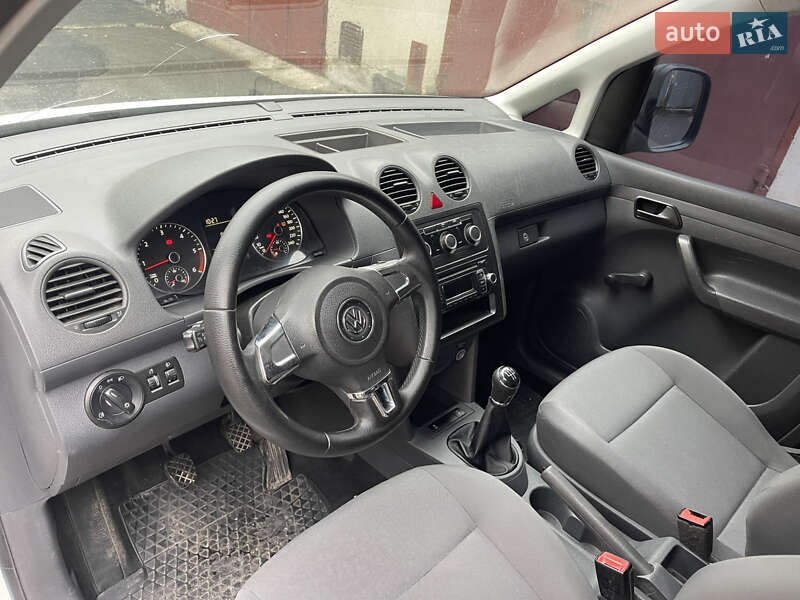 Мінівен Volkswagen Caddy 2015 в Тернополі фото 20 Мінівен Volkswagen Caddy 2015 в Тернополі