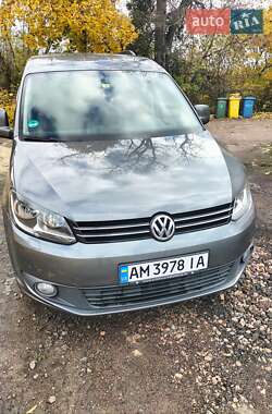 Минивэн Volkswagen Caddy 2014 в 