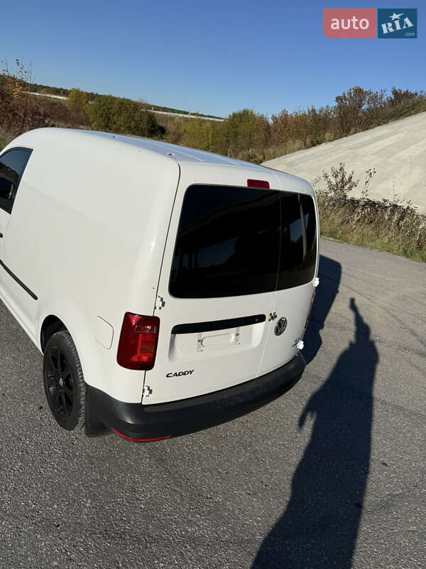 Мінівен Volkswagen Caddy 2015 в Тернополі фото 3 Мінівен Volkswagen Caddy 2015 в Тернополі
