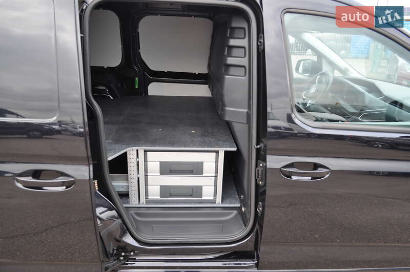 Грузовой фургон Volkswagen Caddy 2021 в Киеве