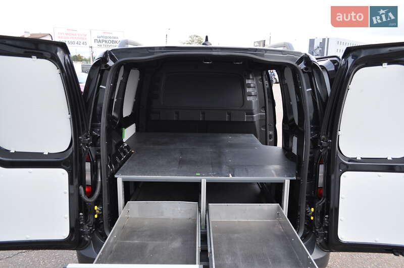 Грузовой фургон Volkswagen Caddy 2021 в Киеве