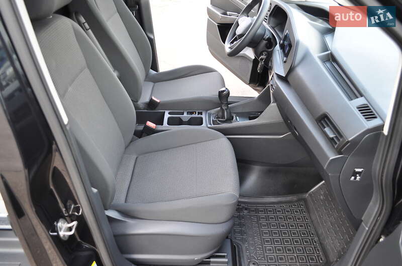 Грузовой фургон Volkswagen Caddy 2021 в Киеве