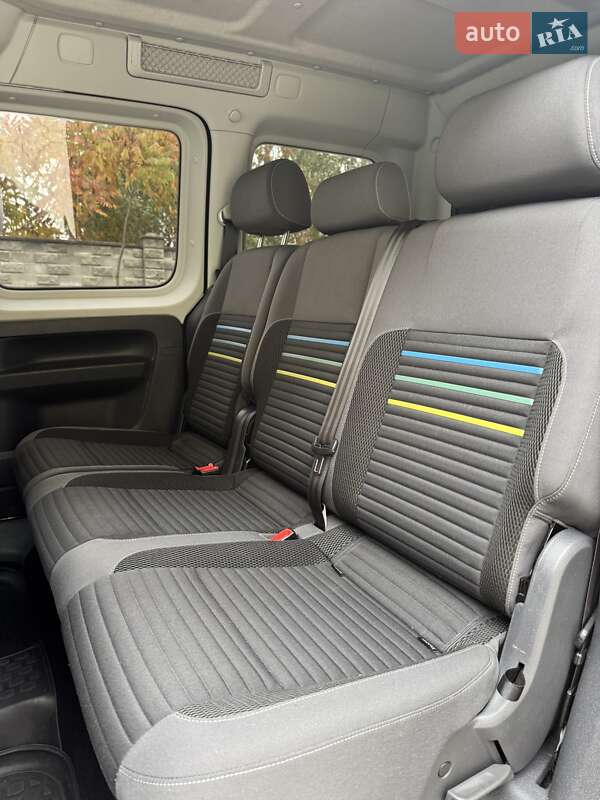 Минивэн Volkswagen Caddy 2014 в Ровно фото 11 Минивэн Volkswagen Caddy 2014 в Ровно