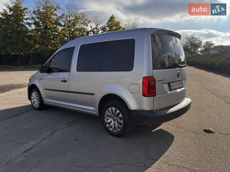 Минивэн Volkswagen Caddy 2017 в Умани