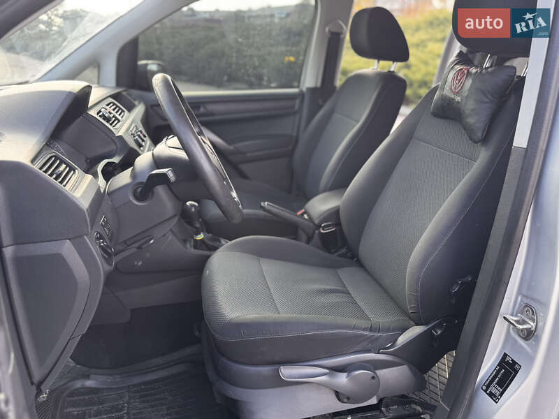 Минивэн Volkswagen Caddy 2017 в Умани