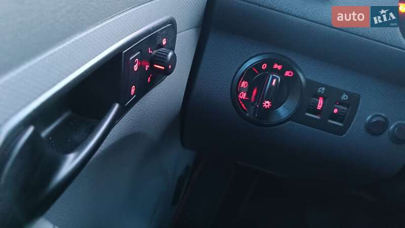 Минивэн Volkswagen Caddy 2006 в Сарнах фото 80 Минивэн Volkswagen Caddy 2006 в Сарнах