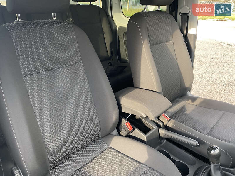 Минивэн Volkswagen Caddy 2017 в Калуше фото 21 Минивэн Volkswagen Caddy 2017 в Калуше