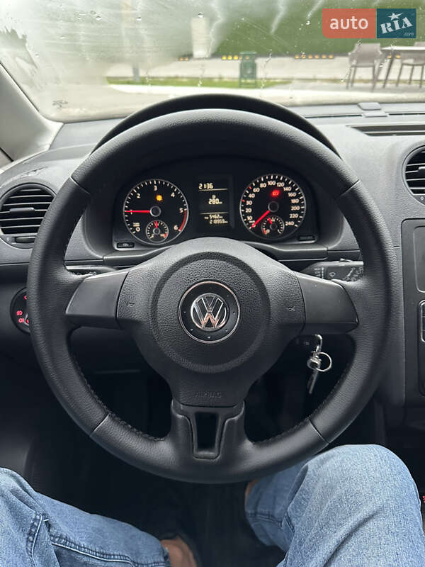 Другие грузовики Volkswagen Caddy 2011 в Киеве фото 7 Другие грузовики Volkswagen Caddy 2011 в Киеве