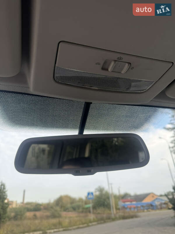 Минивэн Volkswagen Caddy 2013 в Львове