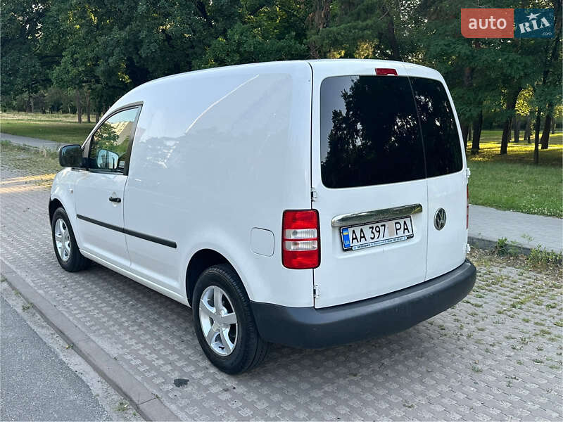Грузовой фургон Volkswagen Caddy 2012 в Киеве фото 5 Грузовой фургон Volkswagen Caddy 2012 в Киеве