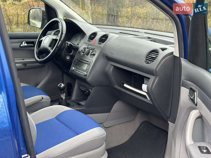 Минивэн Volkswagen Caddy 2005 в Рокитном фото 20 Минивэн Volkswagen Caddy 2005 в Рокитном