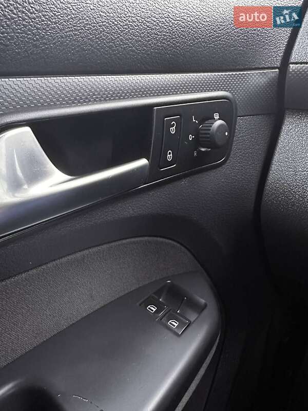 Мінівен Volkswagen Caddy 2014 в Сарнах