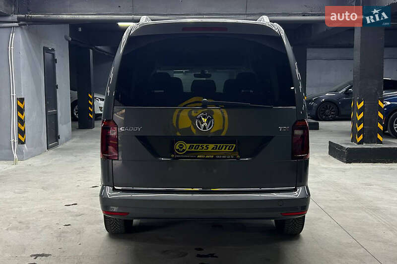 Мінівен Volkswagen Caddy 2017 в Чернівцях