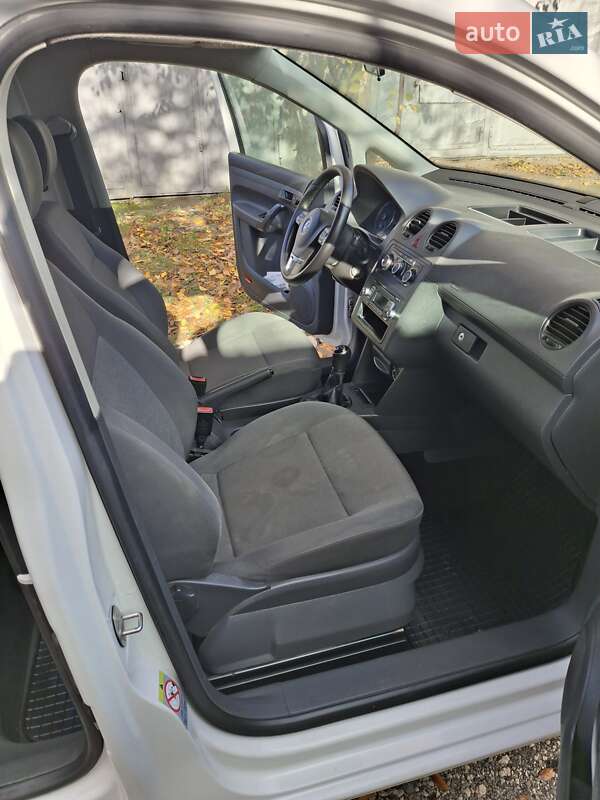 Минивэн Volkswagen Caddy 2014 в Тернополе фото 14 Минивэн Volkswagen Caddy 2014 в Тернополе