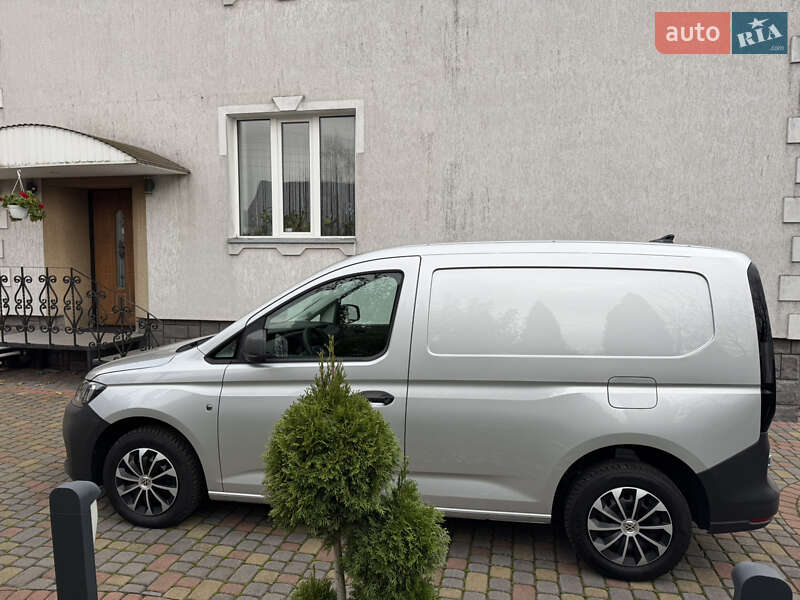 Вантажний фургон Volkswagen Caddy 2022 в Радивиліві