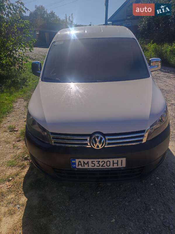 Грузовой фургон Volkswagen Caddy 2013 в Баре