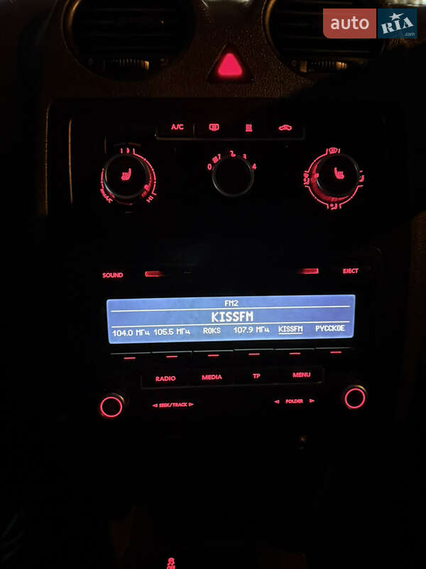 Минивэн Volkswagen Caddy 2014 в Киеве фото 32 Минивэн Volkswagen Caddy 2014 в Киеве