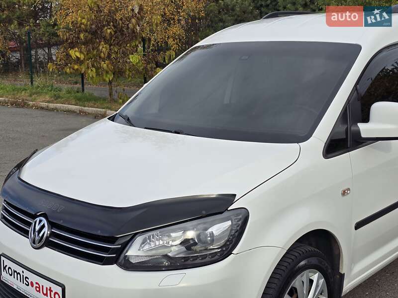 Минивэн Volkswagen Caddy 2014 в Хмельницком