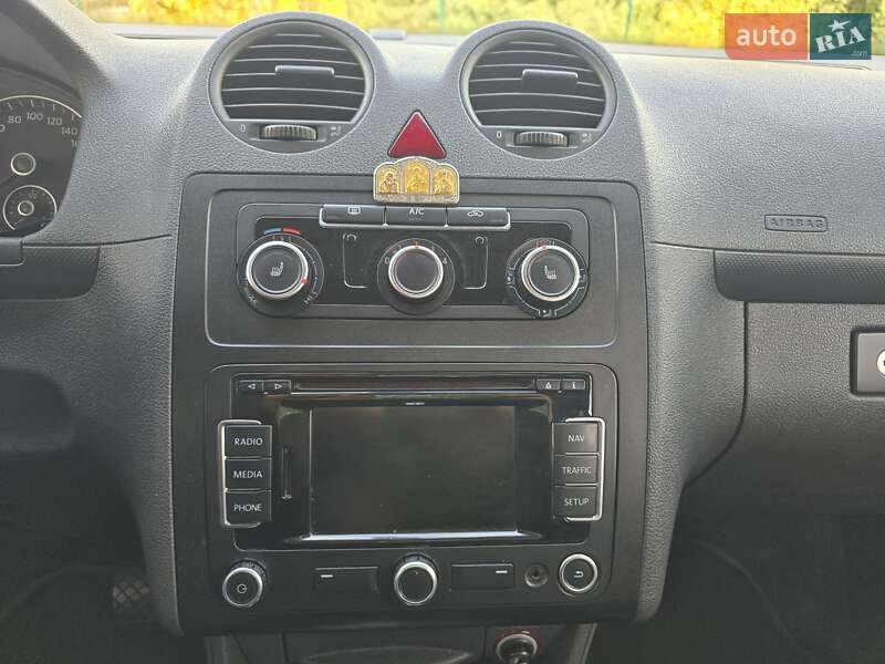 Минивэн Volkswagen Caddy 2014 в Хмельницком