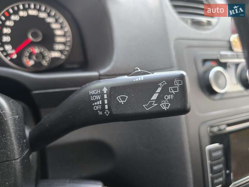 Минивэн Volkswagen Caddy 2014 в Хмельницком