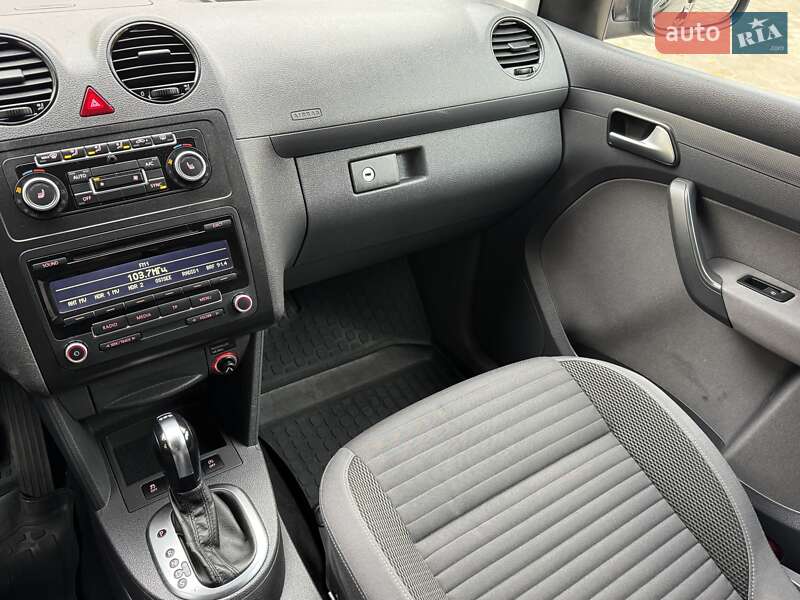Мінівен Volkswagen Caddy 2014 в Рівному