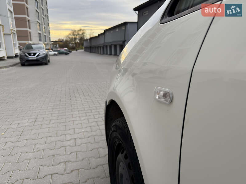 Минивэн Volkswagen Caddy 2007 в Тернополе