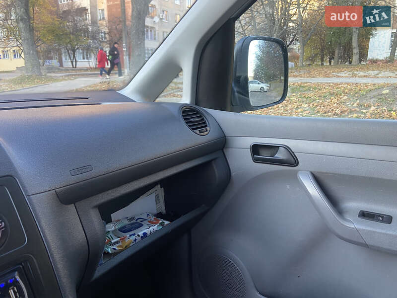 Мінівен Volkswagen Caddy 2009 в Львові