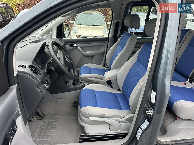 Мінівен Volkswagen Caddy 2006 в Кам'янському