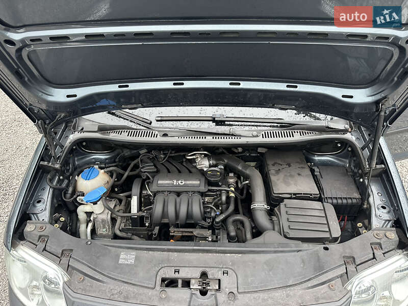 Мінівен Volkswagen Caddy 2006 в Кам'янському