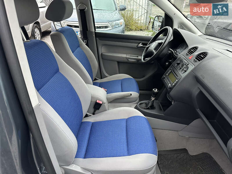 Мінівен Volkswagen Caddy 2006 в Кам'янському