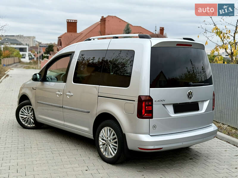 Мінівен Volkswagen Caddy 2020 в Ужгороді