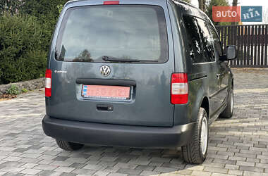 Минивэн Volkswagen Caddy 2008 в Староконстантинове