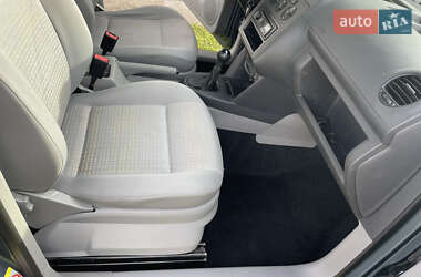 Минивэн Volkswagen Caddy 2008 в Староконстантинове